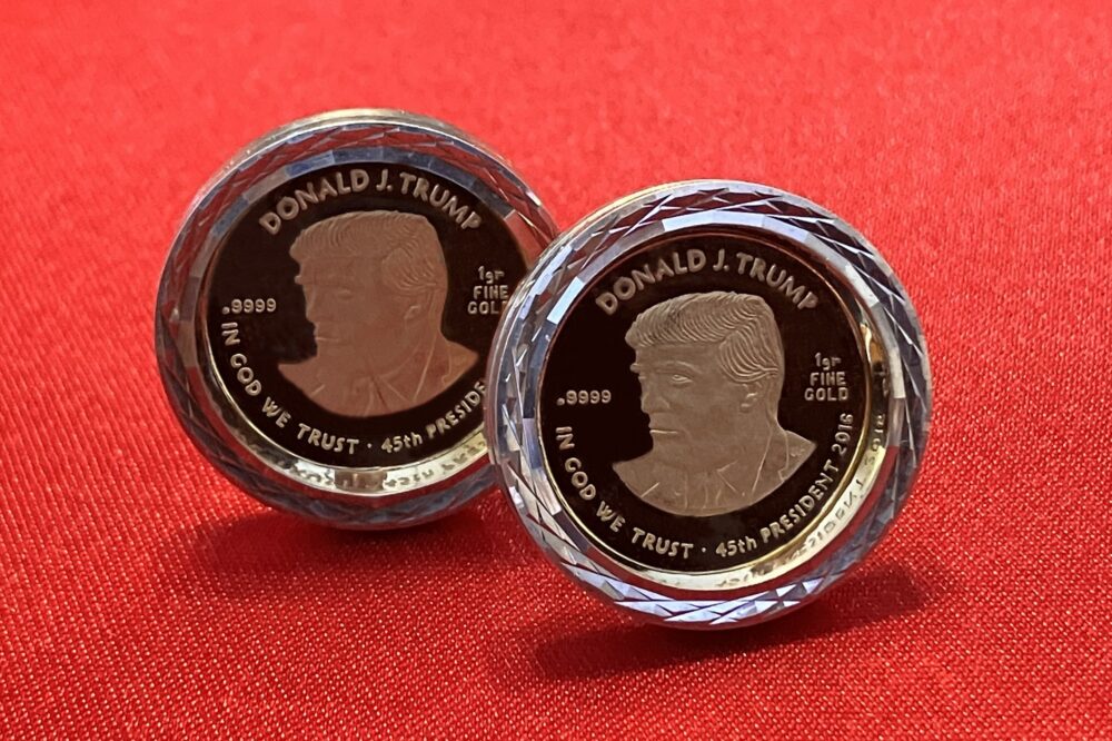002 Trump Cufflinks – Final